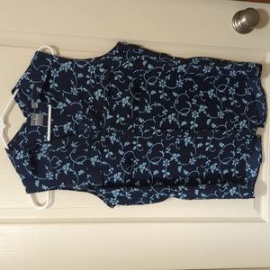 Soho (NY&Co) navy and light blue blouse